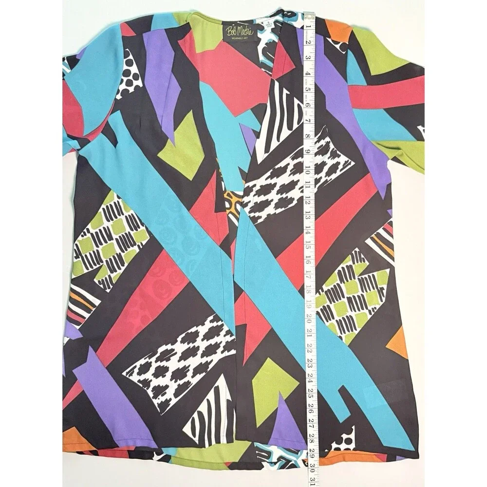 Mackie bob abstract